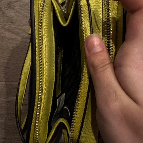 Lime Green Crossbody Bag - Picture 5 of 6